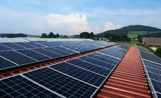 Suporturi solare pe acoperiș: soluții premium pentru proiecte fotovoltaice industriale și comerciale